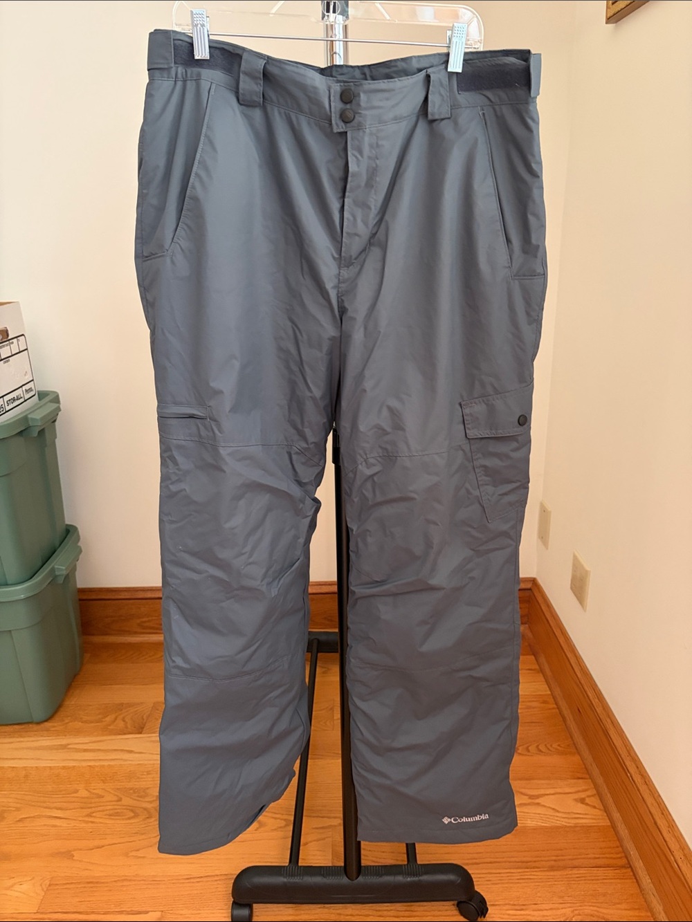 Columbia Men’s Gray Cargo Snow Pants